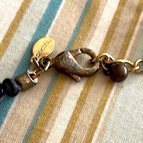 Vintage Chicos black long necklace with nuts and brass wrapped pieces of bone - Picture 10 of 12